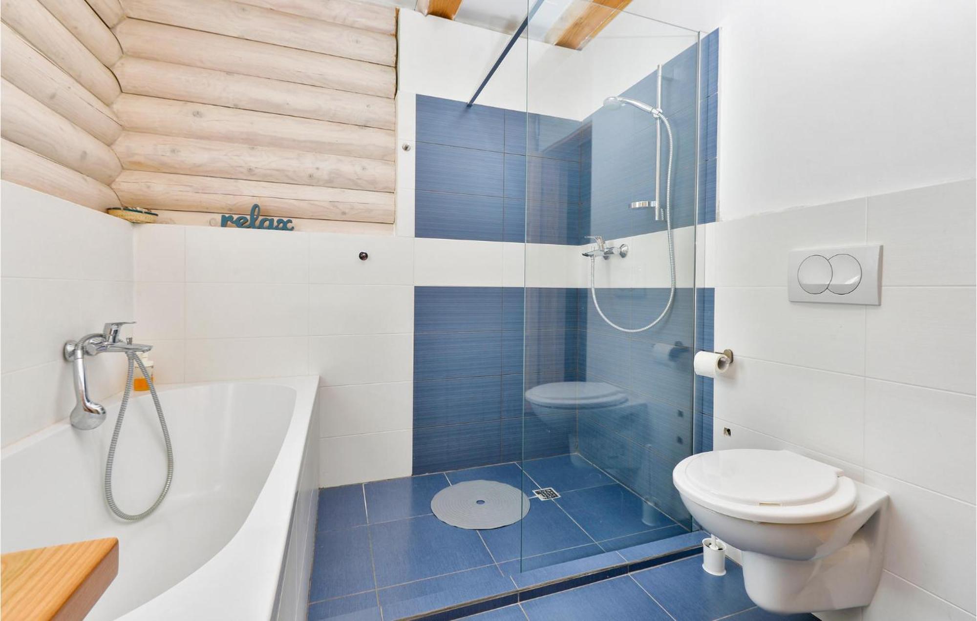Nice Home In Bregana With House A Panoramic View Exterior foto